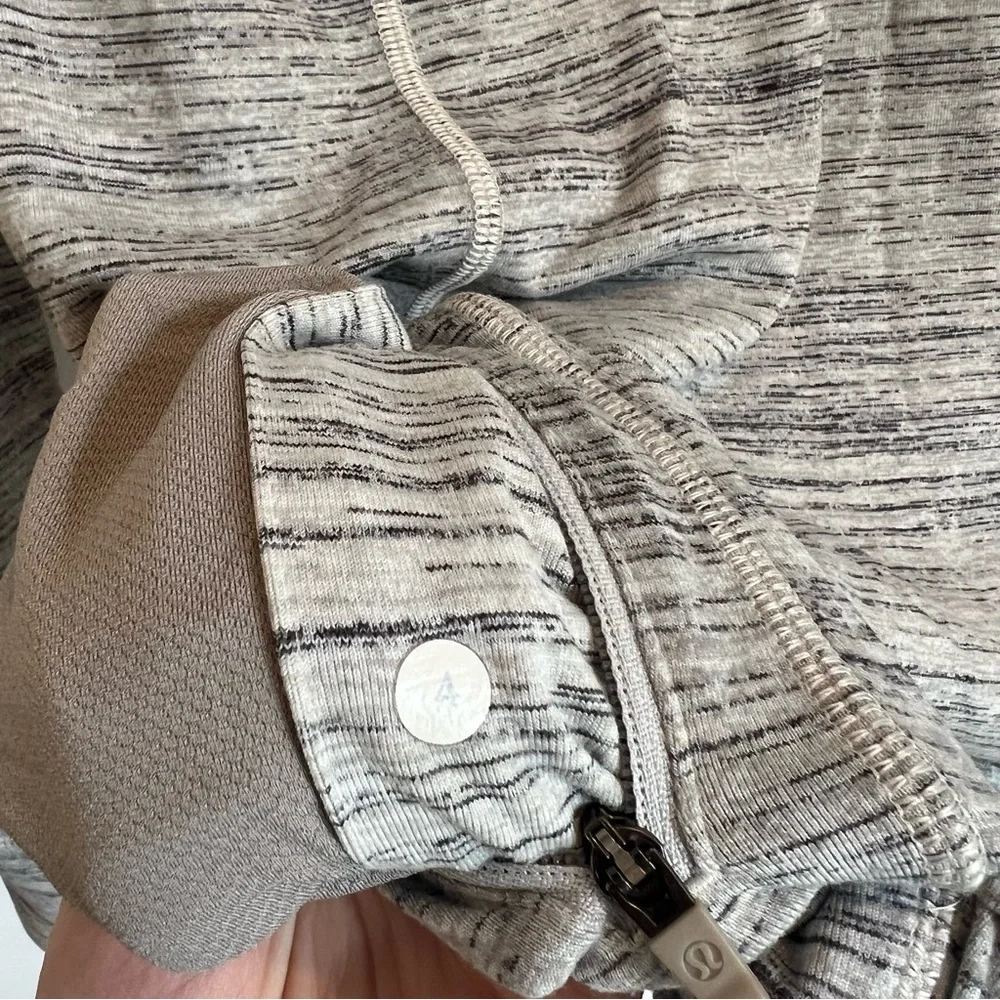Lululemon Think Fast Hoodie Space Dye Camo White Gray Multi / Silver Spoon | 4